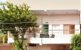 Kedar Guest House Varanasi